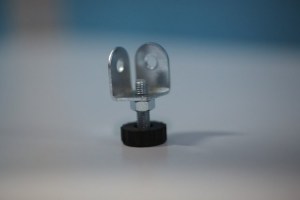 801_reguliruemaya-opora-pod-sto